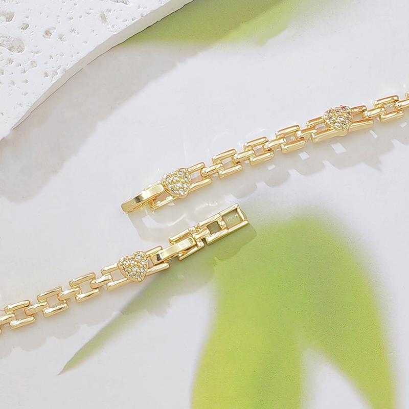 Dainty Heart Link Bracelet
