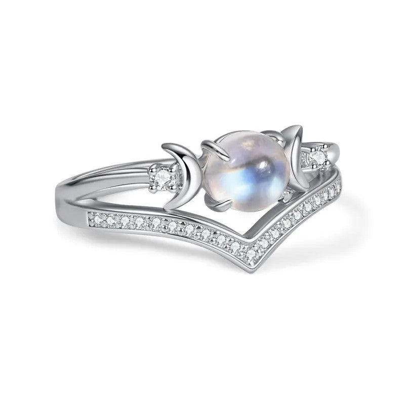 Retro Triple Moon Gemstone Ring