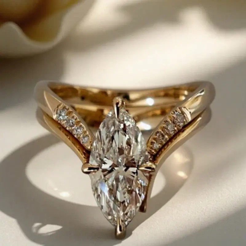 Elegant Marquise Split Band Ring Set