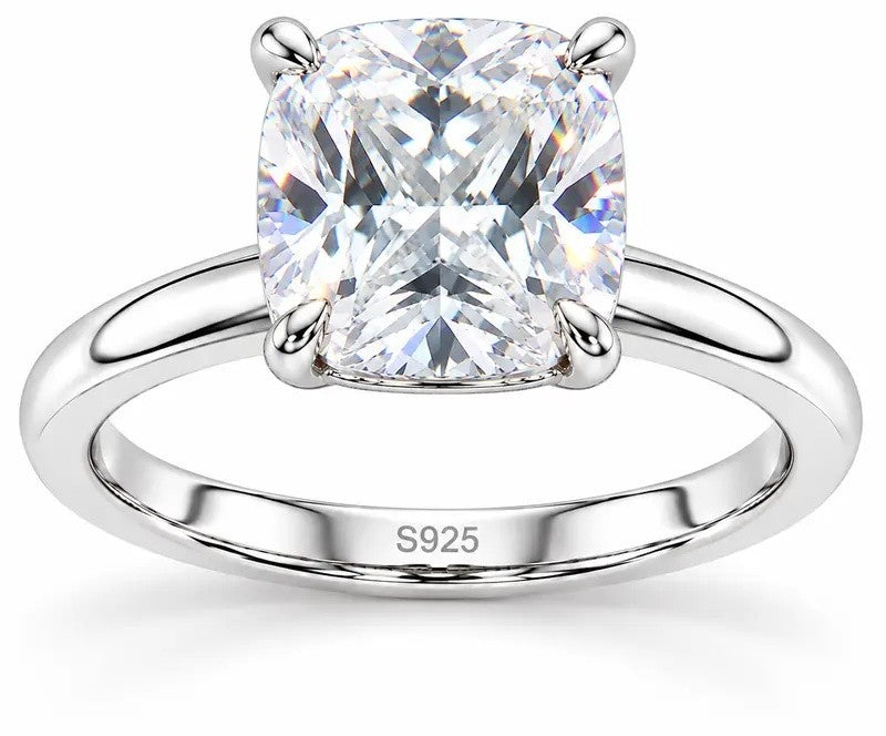 Elegant Cushion Cut Zircon Ring