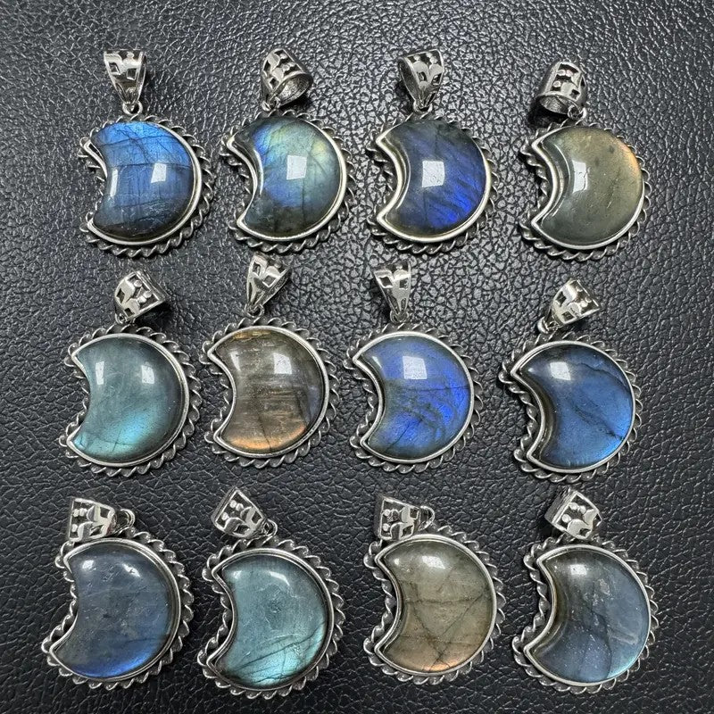 Elegant Geometric Labradorite Necklace