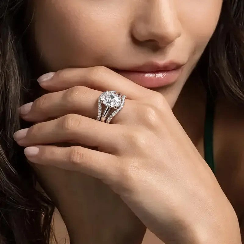 Elegant Oval Zircon Ring Set
