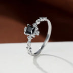 Vintage Black Gemstone Floral Ring
