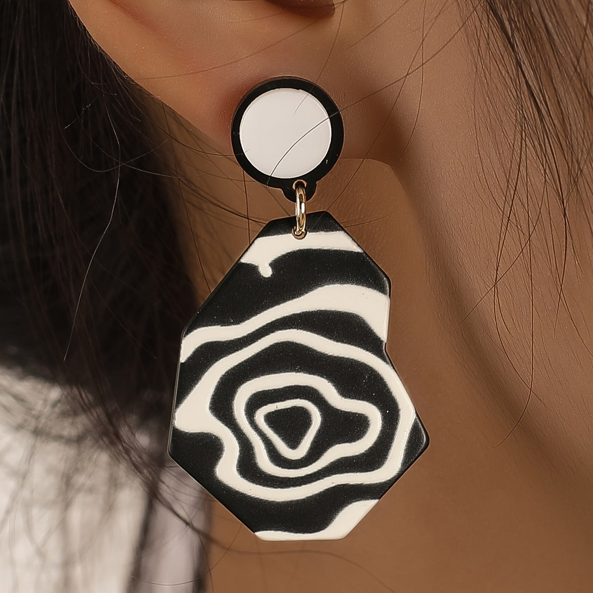 Graphic Swirl Drop Earrings