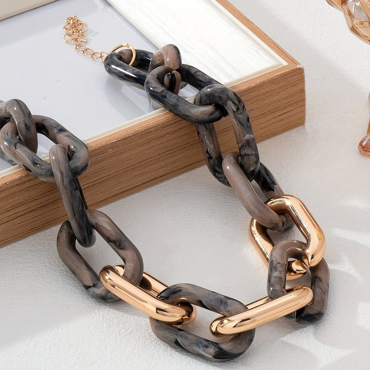 Chunky Marbled Link Necklace