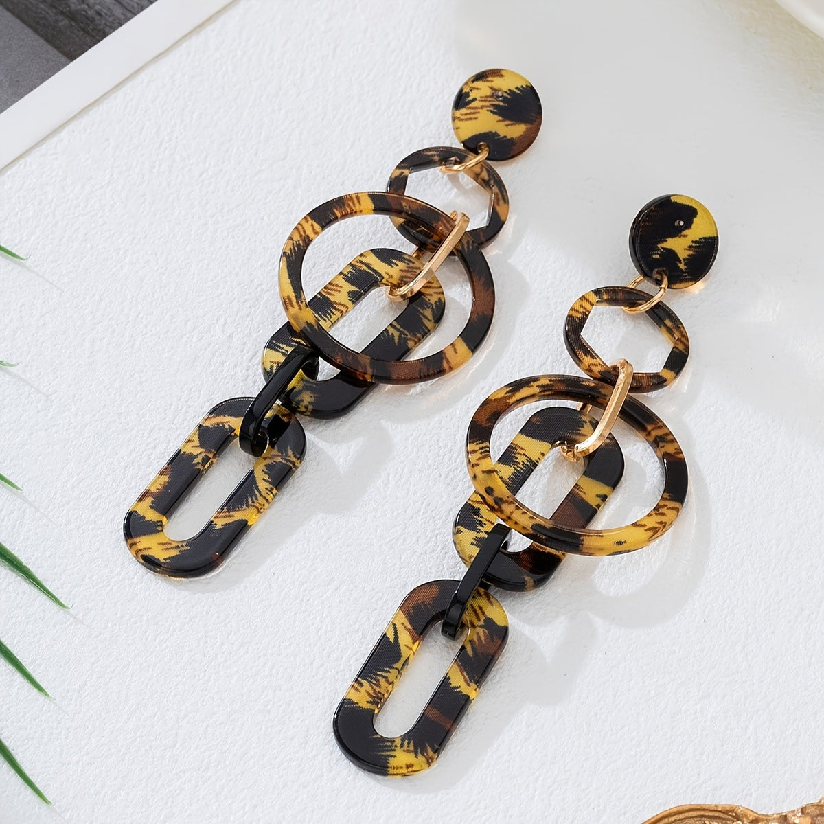 Tortoise Geometric Link Drop Earrings