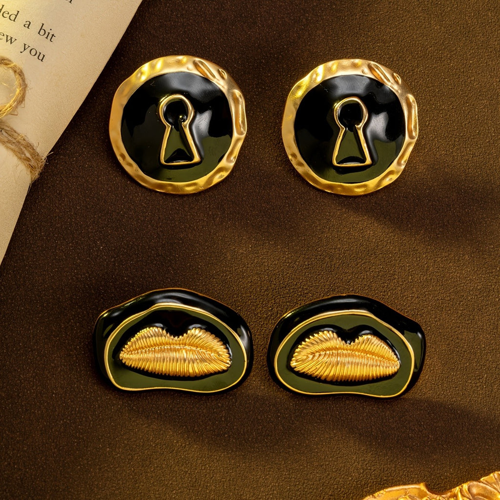 Bold Black Keyhole Stud Earrings