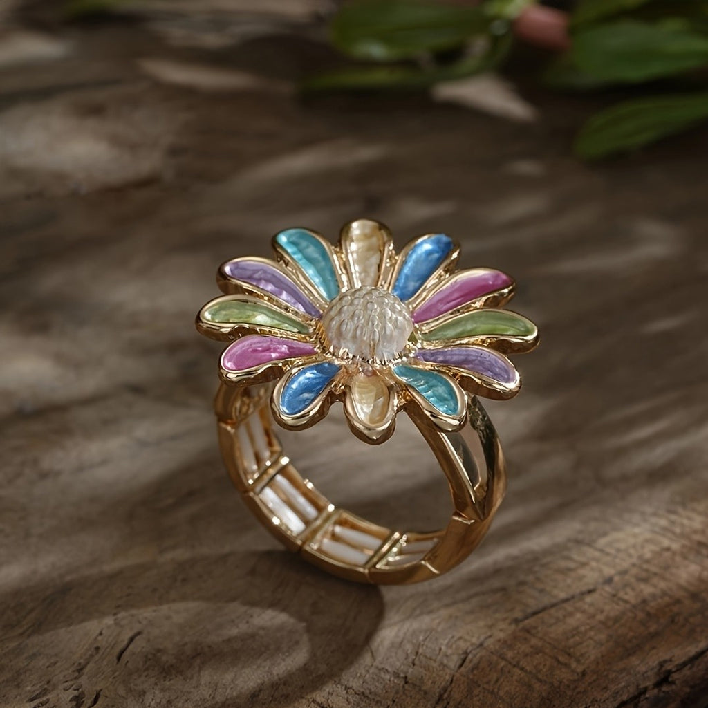 Elegant White Daisy Flower Statement Ring