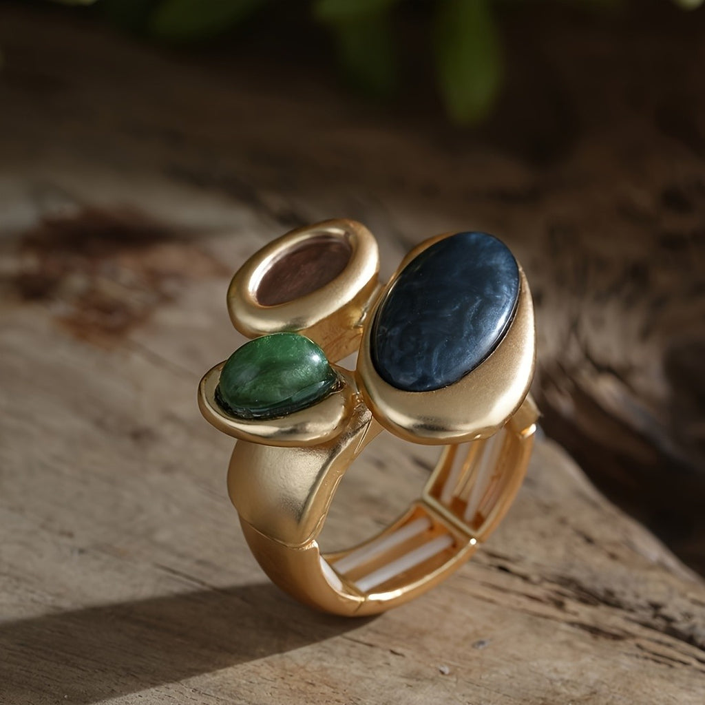 Elegant Geometric Cluster Statement Ring
