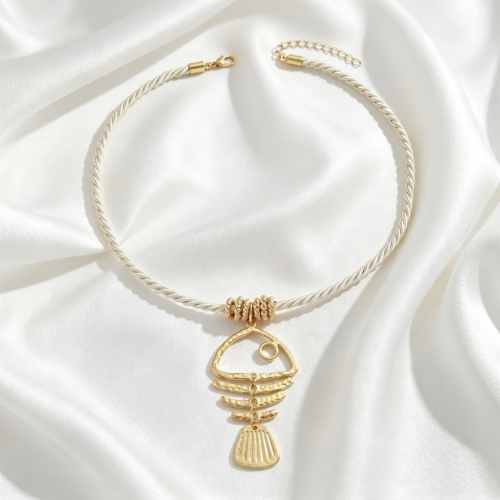 Elegant Fishbone Rope Necklace