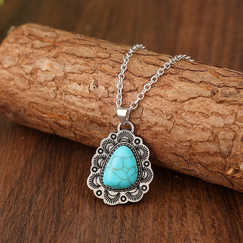 Boho Scalloped Turquoise Pendant Necklace