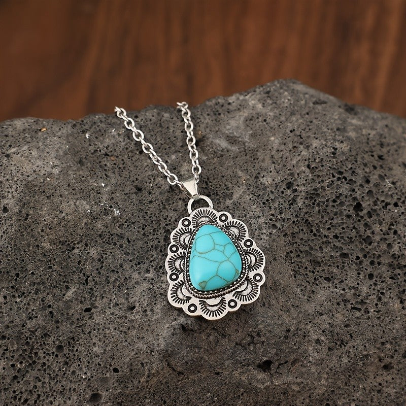 Boho Scalloped Turquoise Pendant Necklace
