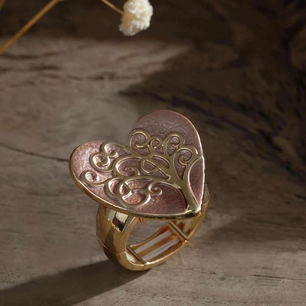 Elegant Filigree Heart Statement Ring