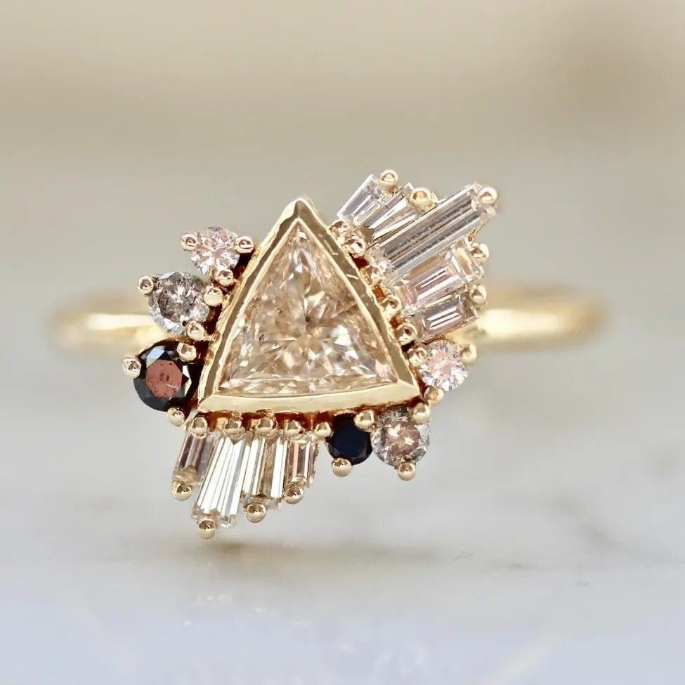 Geometric Triangle Gemstone Ring