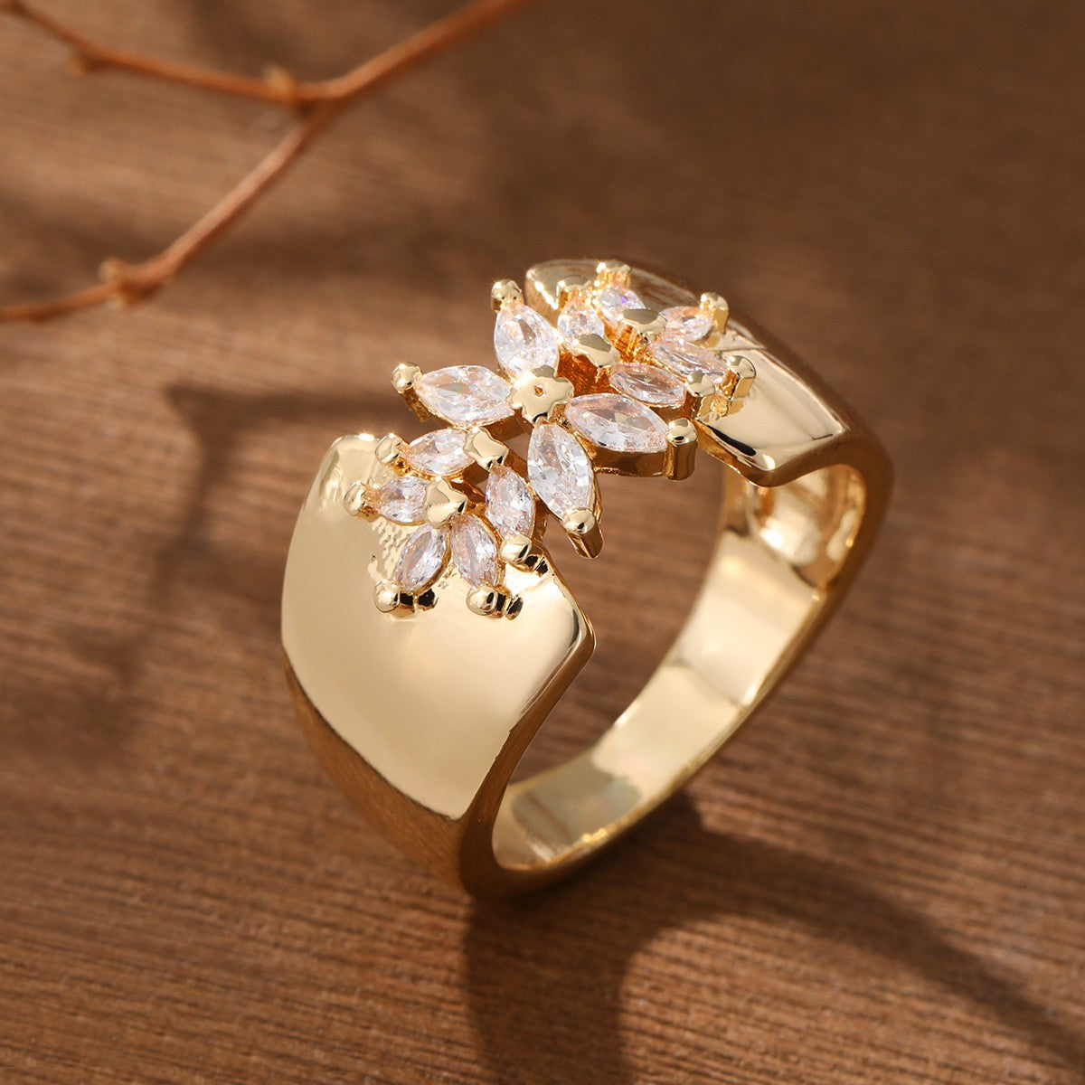 Elegant Floral Cluster Statement Ring