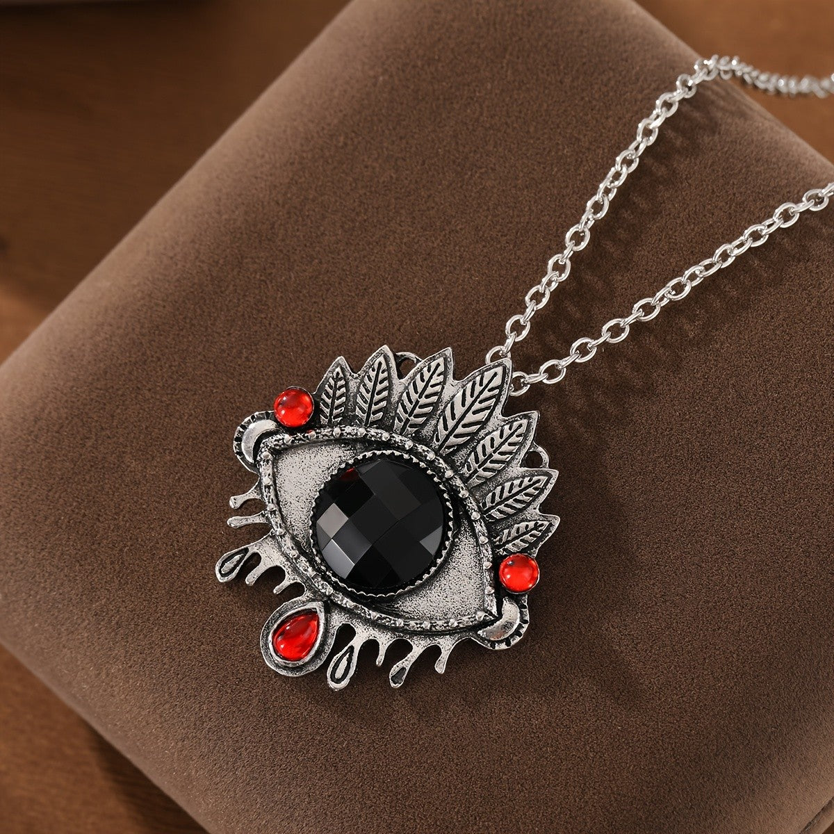 Gothic Leaf Eye Pendant Necklace